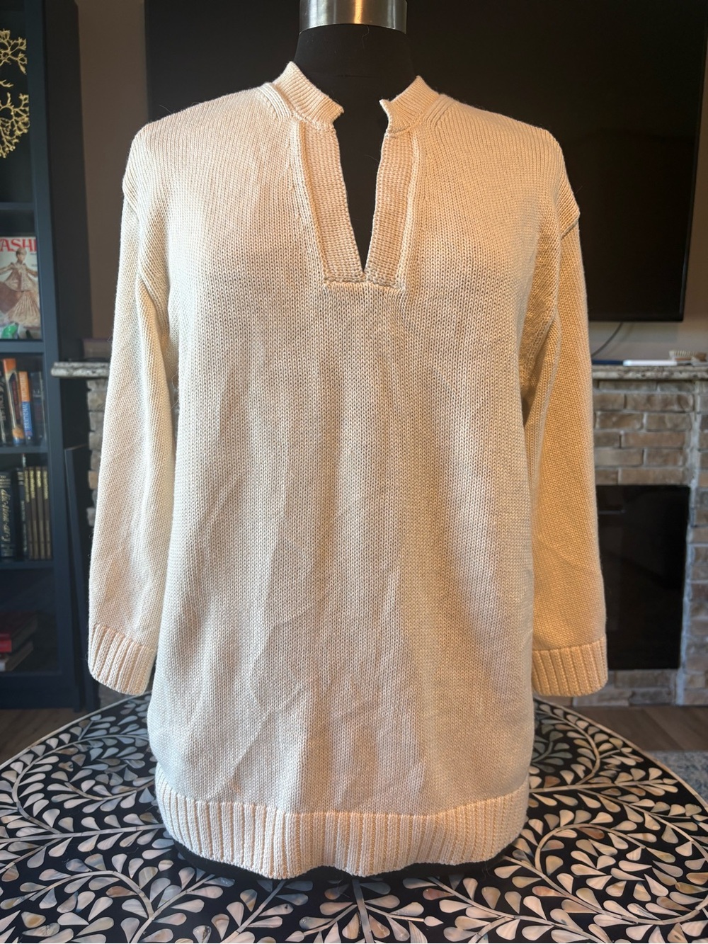 Elie Tahari Cream V-Neck Knit Sweater